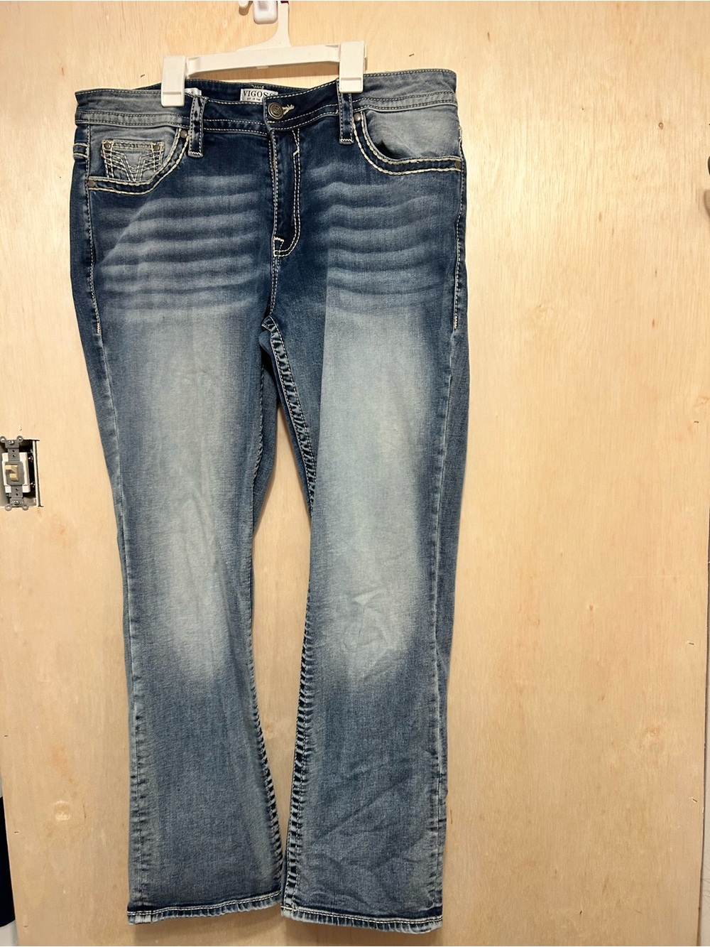 Vigoss Women's Light Blue Bootcut Slim Fit Jeans. New Never Worn